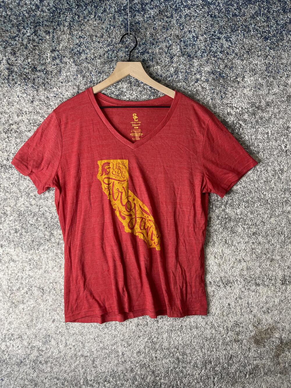 USC Trojans Shirt Womens 2XL Red NCAA Football V-Neck Graphic Short Sleeve Tee